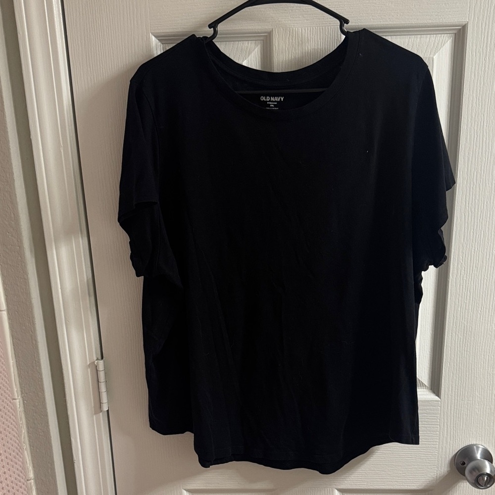 Old Navy Women's Classic Black Tee